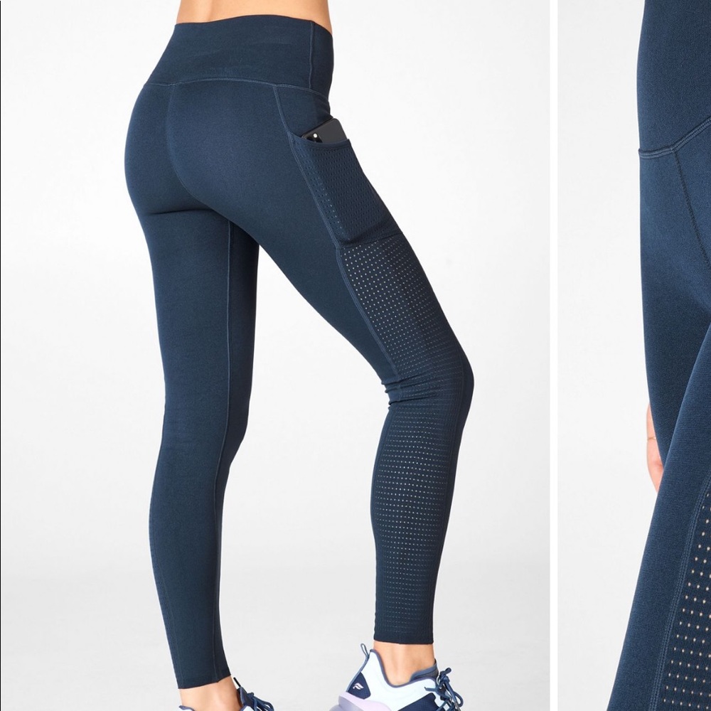 High Waisted Sculptknit Pocket Legging